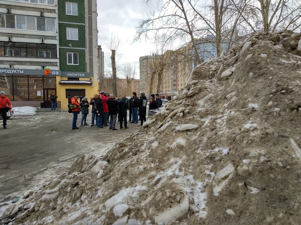 «Не рассчитывайте на шоу с увольнениями». Виновным в завалах на улицах назначили бизнес 4 «Не рассчитывайте на шоу с увольнениями». Виновным в завалах на улицах назначили бизнес 4