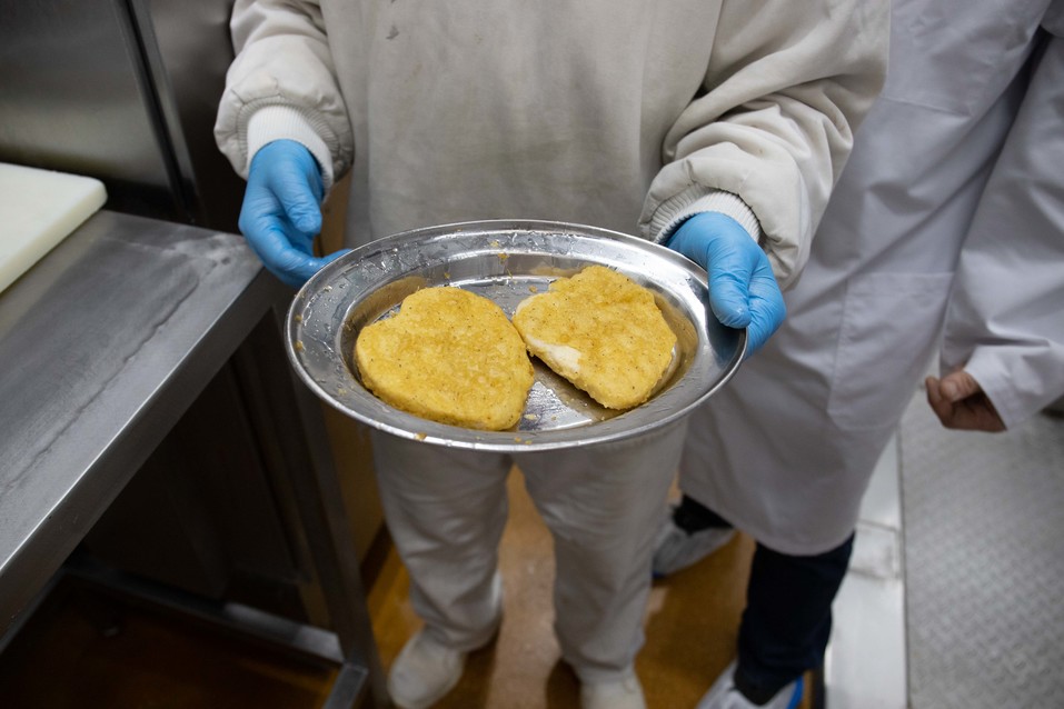 «Нечего скрывать»: из чего «Мираторг» делает котлеты и наггетсы для «Макдоналдса»? 7 «Нечего скрывать»: из чего «Мираторг» делает котлеты и наггетсы для «Макдоналдса»? 7