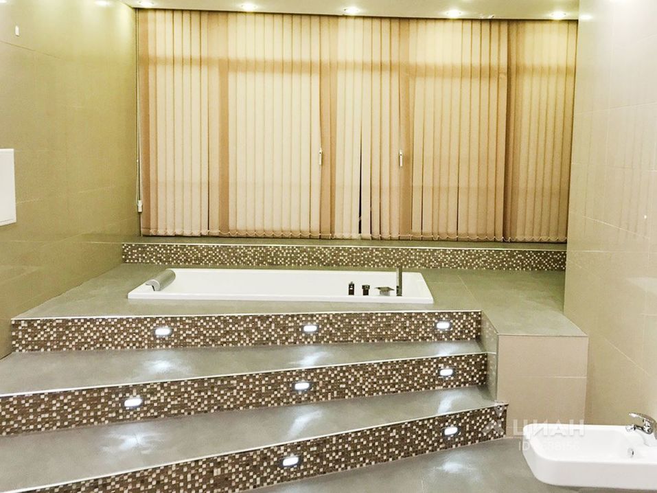 Стильно, дорого и масштабно. В Нижнем Новгороде сдается квартира площадью 300 кв.м 3 Стильно, дорого и масштабно. В Нижнем Новгороде сдается квартира площадью 300 кв.м 3