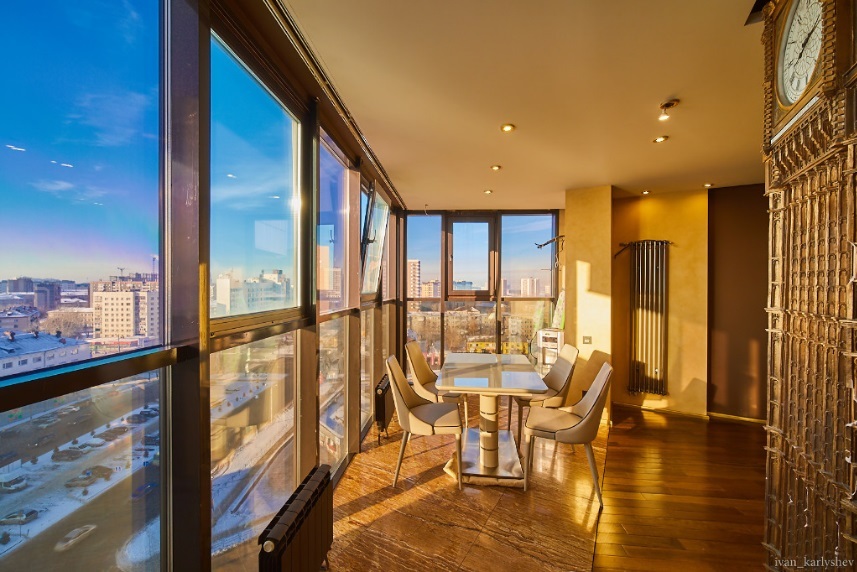 Мини Биг Бен и бюст Аполлона: смотрим, как обустроены самые дорогие квартиры Челябинска 2 Мини Биг Бен и бюст Аполлона: смотрим, как обустроены самые дорогие квартиры Челябинска 2