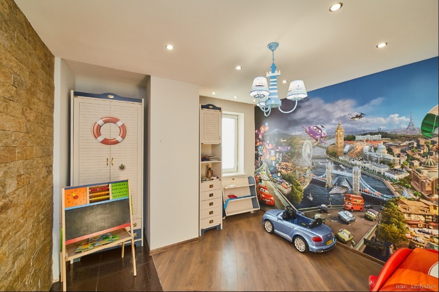 Мини Биг Бен и бюст Аполлона: смотрим, как обустроены самые дорогие квартиры Челябинска 5 Мини Биг Бен и бюст Аполлона: смотрим, как обустроены самые дорогие квартиры Челябинска 5