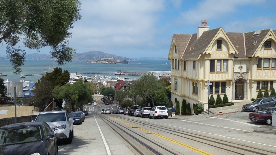 «Сидел тут как в болоте». Как российский бизнесмен перебрался в США и что там нашел 5 «Сидел тут как в болоте». Как российский бизнесмен перебрался в США и что там нашел 5