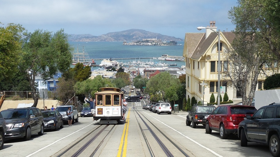 «Сидел тут как в болоте». Как российский бизнесмен перебрался в США и что там нашел 4 «Сидел тут как в болоте». Как российский бизнесмен перебрался в США и что там нашел 4