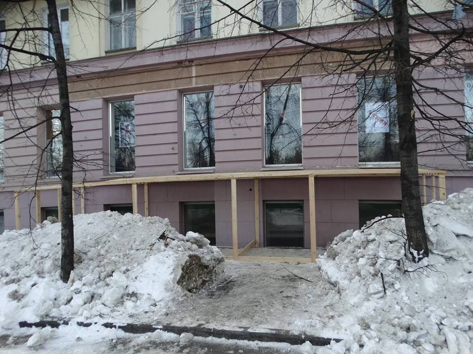 В Челябинске бизнесмену запретили прорубать стену дома на проспекте Ленина 1 В Челябинске бизнесмену запретили прорубать стену дома на проспекте Ленина 1