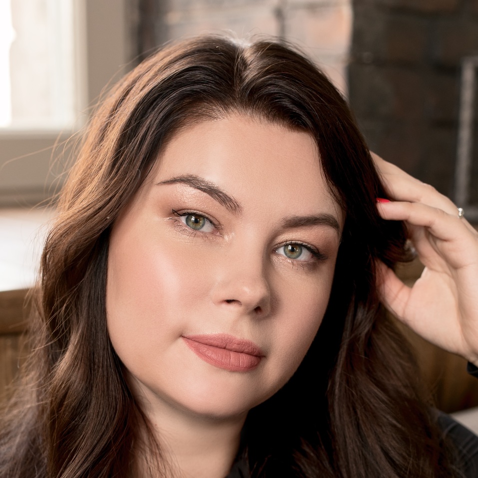 Как вы относитесь к фейковым новостям о себе? 4 Как вы относитесь к фейковым новостям о себе? 4