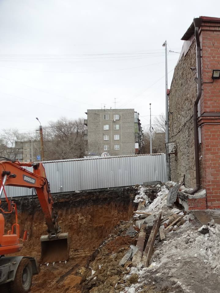 В центре Челябинска предприниматель строит к ШОС стилизованный «под старину» особняк 4 В центре Челябинска предприниматель строит к ШОС стилизованный «под старину» особняк 4