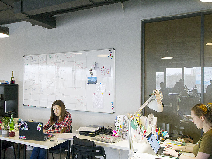 «Только про секс и подавай!». Репортаж из штаб-квартиры самой масштабной игры в мире 3 «Только про секс и подавай!». Репортаж из штаб-квартиры самой масштабной игры в мире 3