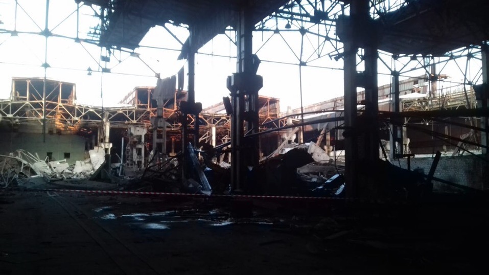 Опять ЧП. На дзержинском предприятии обрушилась крыша, есть погибшие. 2 Опять ЧП. На дзержинском предприятии обрушилась крыша, есть погибшие. 2