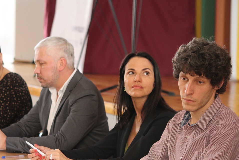 «Нужно закрыть Макдональдс в ответ на санкции США». О чем спорят школьники Урала 1 «Нужно закрыть Макдональдс в ответ на санкции США». О чем спорят школьники Урала 1