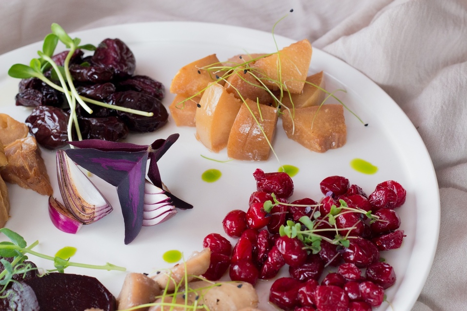 Шеф-повара со всей России представили блюда русской кухни в современной интерпретации
3 Шеф-повара со всей России представили блюда русской кухни в современной интерпретации
3