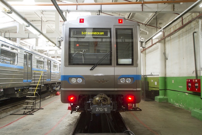 «Детсад на колесах». В Екатеринбурге показали новые вагоны метро, которые оплатят жители 11 «Детсад на колесах». В Екатеринбурге показали новые вагоны метро, которые оплатят жители 11