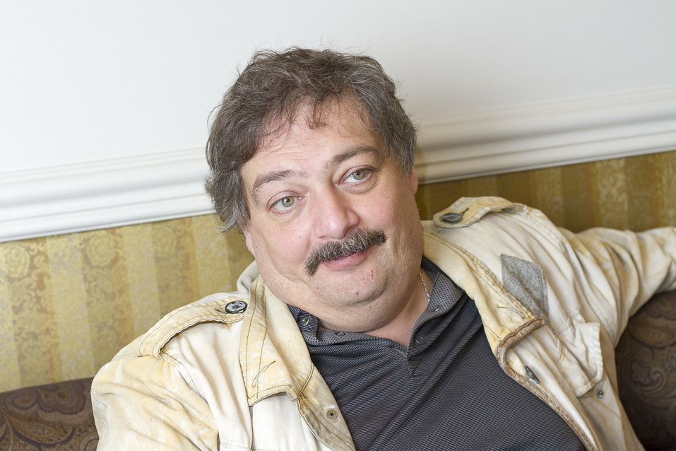 «Жить рассчитываю долго. Я из семьи долгожителей», — Дмитрий Быков* 12 «Жить рассчитываю долго. Я из семьи долгожителей», — Дмитрий Быков* 12