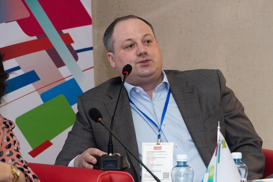 Челябинск: ждать 2050 года или делать из «Торгового центра» скейт-парк прямо сейчас? 7 Челябинск: ждать 2050 года или делать из «Торгового центра» скейт-парк прямо сейчас? 7