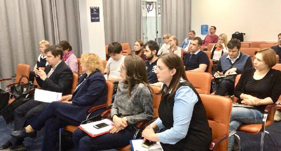 Действуем по инструкции: делороссы рассказали о порядке взаимодействия с банками
1 Действуем по инструкции: делороссы рассказали о порядке взаимодействия с банками
1