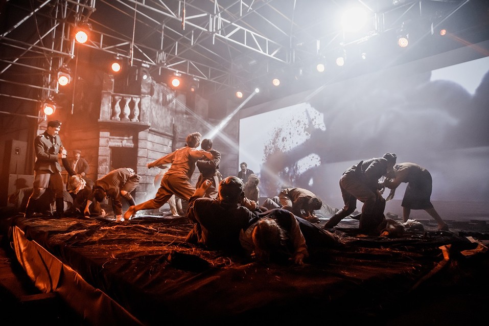 Афиша на выходные: куда сходить, что посмотреть 9-11 мая в Екатеринбурге 5 Афиша на выходные: куда сходить, что посмотреть 9-11 мая в Екатеринбурге 5