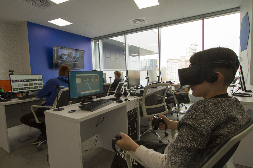 Портфель на колесах, 3D-Путин и помидоры в скафандрах. Изнанка первого детского технопарка 4 Портфель на колесах, 3D-Путин и помидоры в скафандрах. Изнанка первого детского технопарка 4