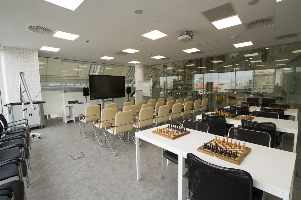 Портфель на колесах, 3D-Путин и помидоры в скафандрах. Изнанка первого детского технопарка 13 Портфель на колесах, 3D-Путин и помидоры в скафандрах. Изнанка первого детского технопарка 13