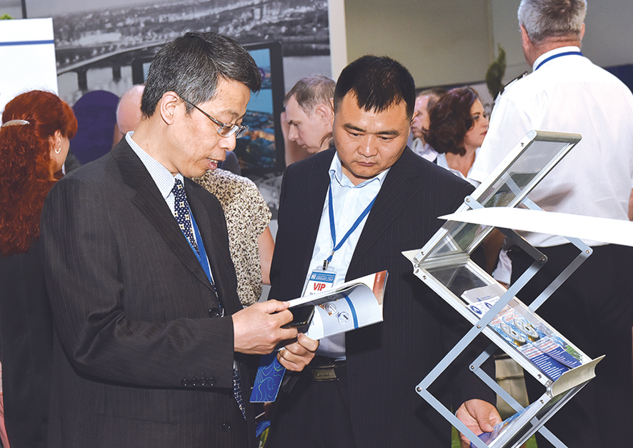 Сохранение ресурсов - в центре внимания. АПЗ принял участие в форуме «Великие реки» 1 Сохранение ресурсов - в центре внимания. АПЗ принял участие в форуме «Великие реки» 1