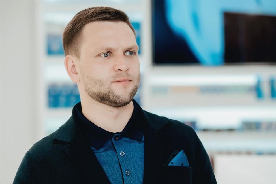 Иван Зубарев: «Обычно покупаю очки в Европе. Удивлен, что и в Екатеринбурге есть выбор» 2 Иван Зубарев: «Обычно покупаю очки в Европе. Удивлен, что и в Екатеринбурге есть выбор» 2