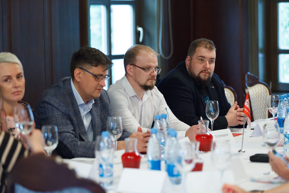 «Пациенты становятся требовательнее». Новосибирский медбизнес — о внедрении инноваций 8 «Пациенты становятся требовательнее». Новосибирский медбизнес — о внедрении инноваций 8