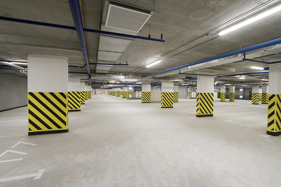 Паркинг на 300 мест Паркинг на 300 мест