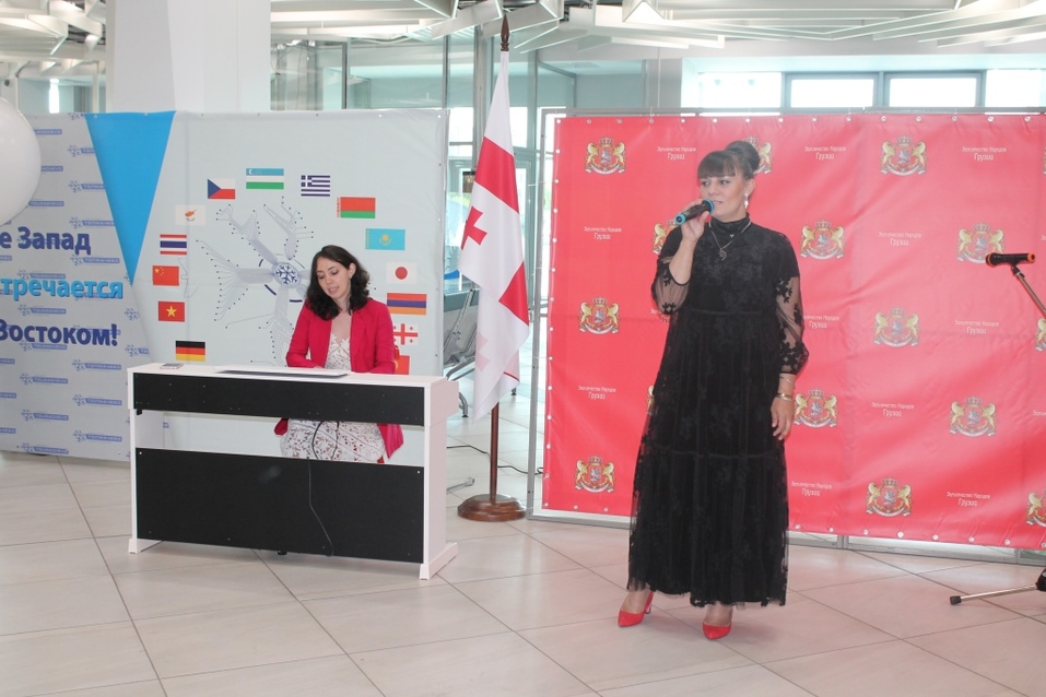 «Лайнер пробежал, как по судьбе». S7 Airlines запустила полеты из Новосибирска в Батуми 3 «Лайнер пробежал, как по судьбе». S7 Airlines запустила полеты из Новосибирска в Батуми 3