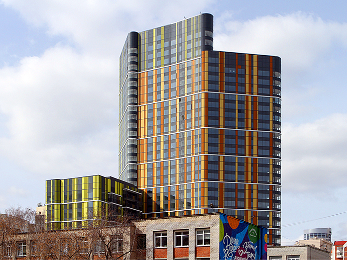 Высотная секция — 32 этажа Высотная секция — 32 этажа