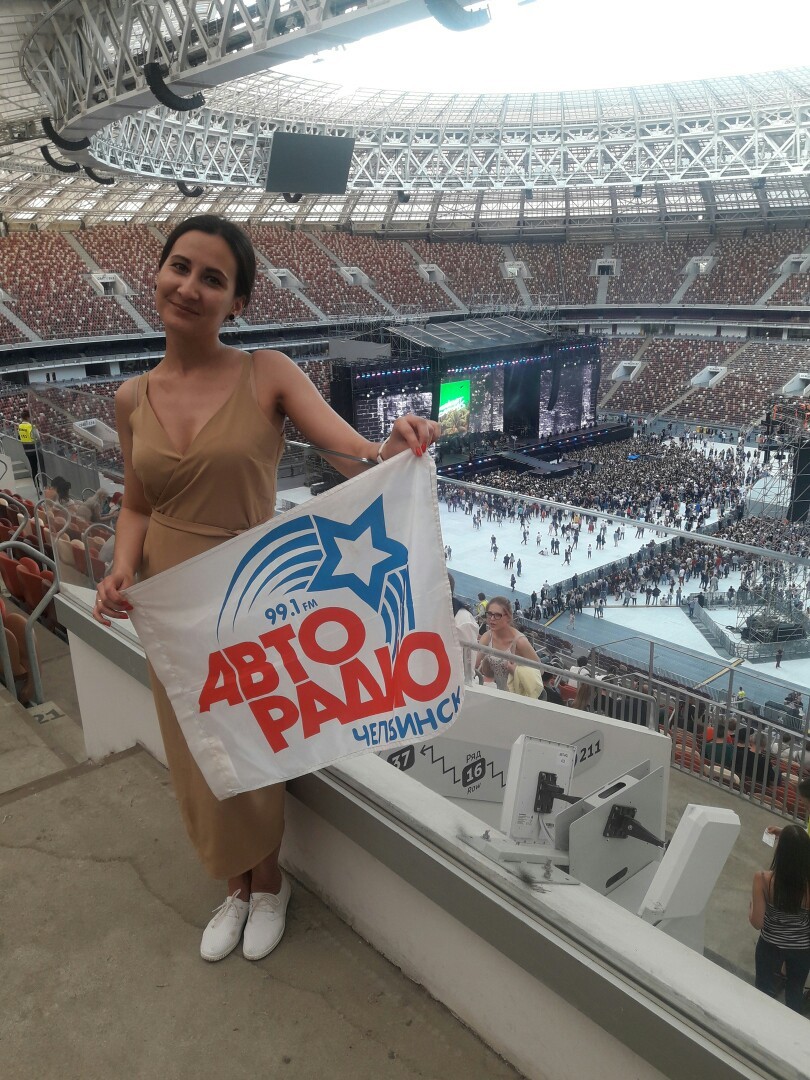 Челябинки выиграли на «Авторадио» билеты на концерт Bon Jovi в Москве 2 Челябинки выиграли на «Авторадио» билеты на концерт Bon Jovi в Москве 2