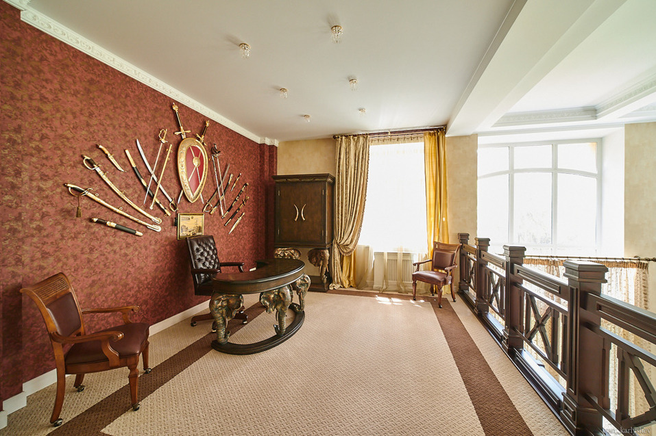 Под Челябинском за 80 млн продают дом, в котором убили директора "Челябэнергосбыта" 4 Под Челябинском за 80 млн продают дом, в котором убили директора "Челябэнергосбыта" 4