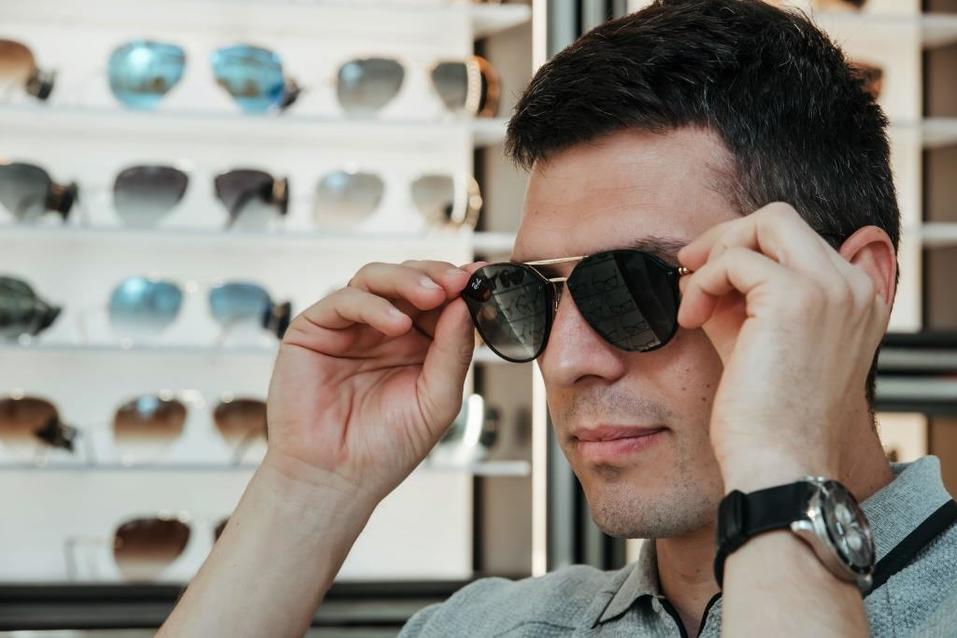 Очки для красной дорожки: в Екатеринбурге появился корнер Ray-Ban: ФОТОРЕПОРТАЖ 8 Очки для красной дорожки: в Екатеринбурге появился корнер Ray-Ban: ФОТОРЕПОРТАЖ 8