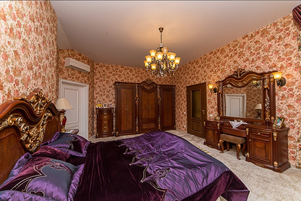 «Понастроили, теперь продают». В Екатеринбурге выставили на продажу рекордно дорогой дом 4 «Понастроили, теперь продают». В Екатеринбурге выставили на продажу рекордно дорогой дом 4