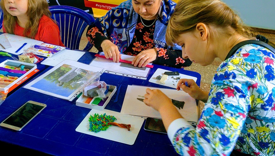 В Сормове слепили из пластилина декорации для исторического мультфильма 2 В Сормове слепили из пластилина декорации для исторического мультфильма 2