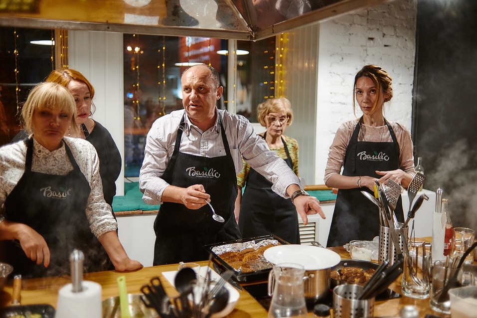 «Taste of BASILIC» приглашает на мастер-класс от президента клуба шеф-поваров Петербурга 1 «Taste of BASILIC» приглашает на мастер-класс от президента клуба шеф-поваров Петербурга 1