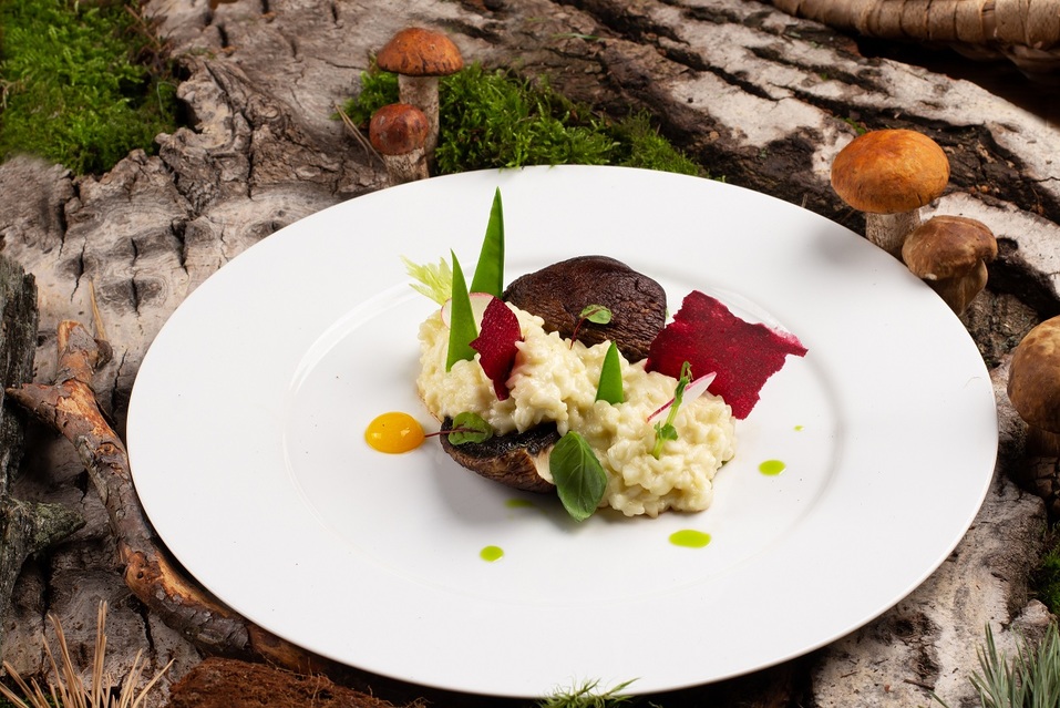 Меню Галереи вкуса «Парк Культуры» пополнили сезонные блюда из грибов и ягод 3 Меню Галереи вкуса «Парк Культуры» пополнили сезонные блюда из грибов и ягод 3