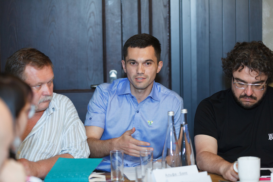 «Деловой квартал» провел установочный экспертный совет по премии «Человек года-2019» 28 «Деловой квартал» провел установочный экспертный совет по премии «Человек года-2019» 28