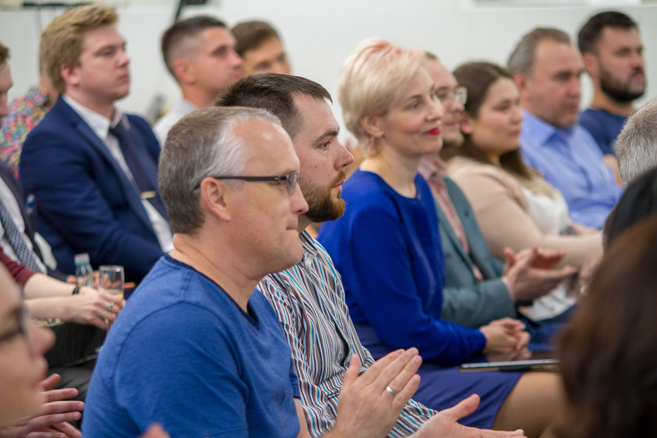 Зрители дискуссии Зрители дискуссии