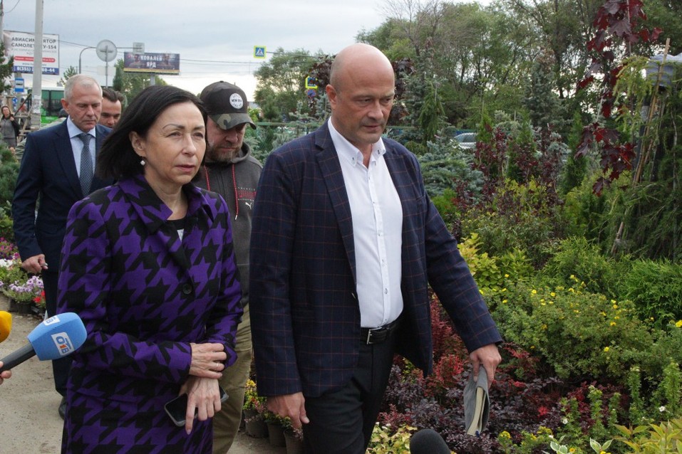 «Власти не могут договориться меж собой». Что делать с ларьками в Челябинске. ДИСКУССИЯ 1 «Власти не могут договориться меж собой». Что делать с ларьками в Челябинске. ДИСКУССИЯ 1