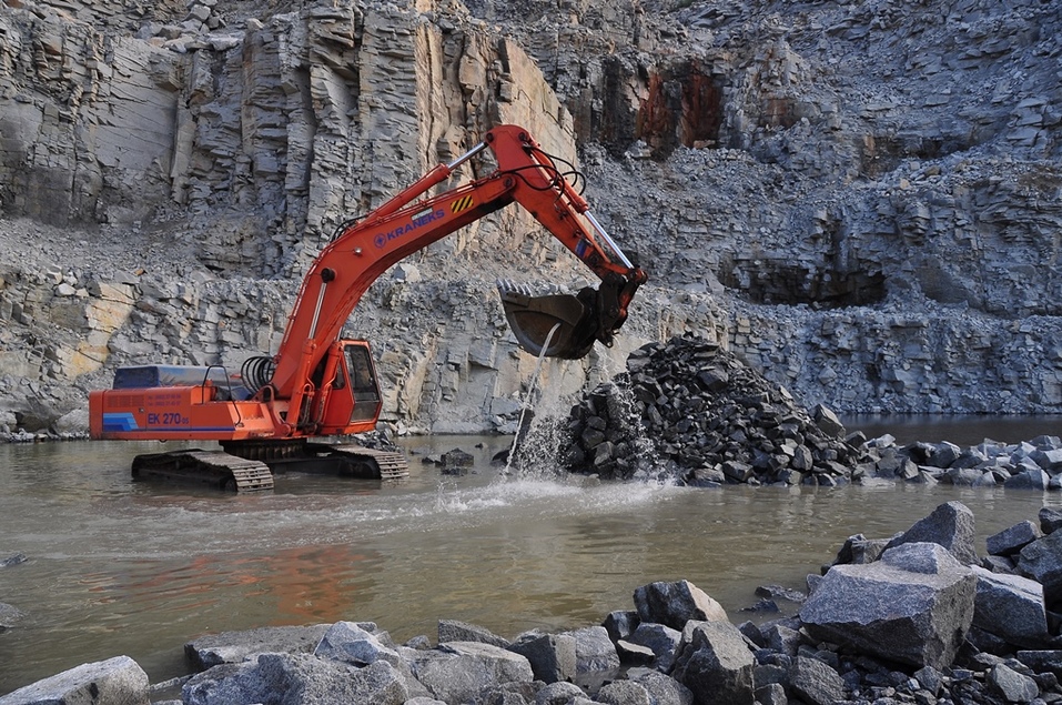 Карьер Карьер