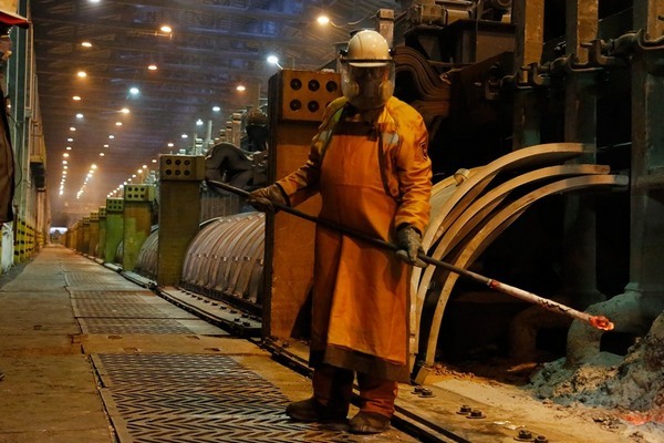 Магический алюминий: на КрАЗе прошел мастер-класс по фотографии 3 Магический алюминий: на КрАЗе прошел мастер-класс по фотографии 3