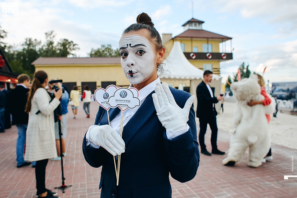 Долгожданная встреча BUSINESS RESIDENCE-2019: как провели время бизнесмены Челябинска 8 Долгожданная встреча BUSINESS RESIDENCE-2019: как провели время бизнесмены Челябинска 8