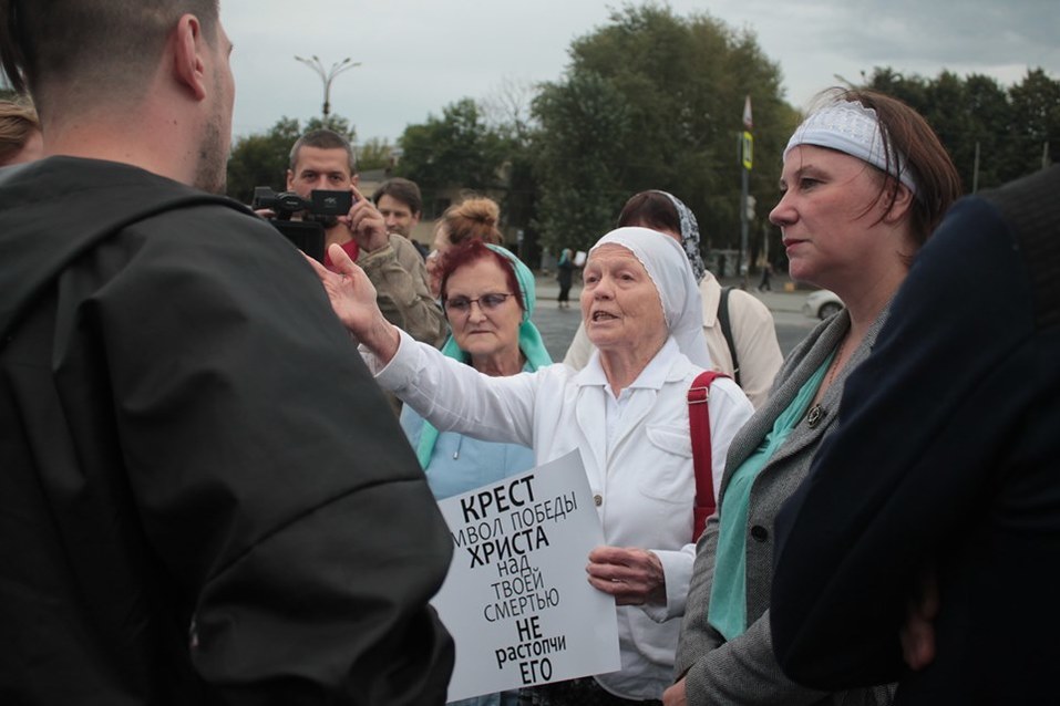 «Самое опасное, что все молчат». В Екатеринбурге вновь нарастает противостояние горожан 2 «Самое опасное, что все молчат». В Екатеринбурге вновь нарастает противостояние горожан 2