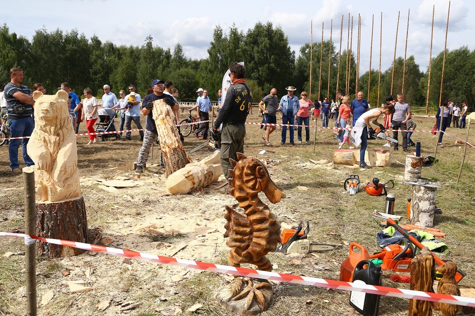 «Брутально, мужественно и красиво». Как лесорубы соревновались под Нижним Новгородом. ФOTO 1 «Брутально, мужественно и красиво». Как лесорубы соревновались под Нижним Новгородом. ФOTO 1