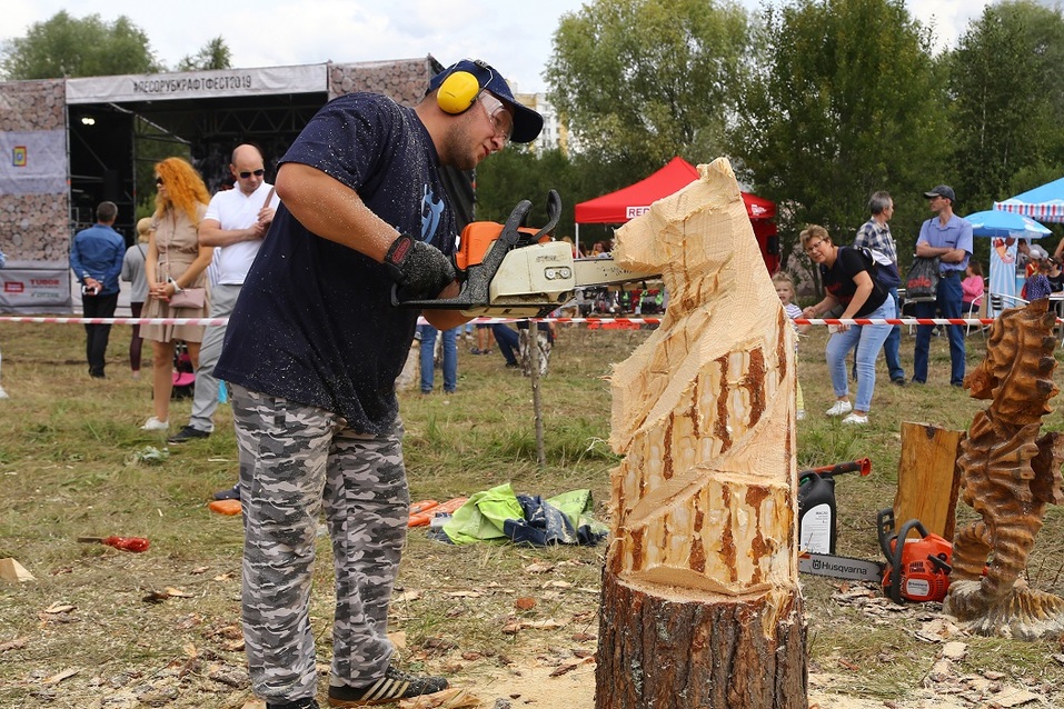 «Брутально, мужественно и красиво». Как лесорубы соревновались под Нижним Новгородом. ФOTO 12 «Брутально, мужественно и красиво». Как лесорубы соревновались под Нижним Новгородом. ФOTO 12