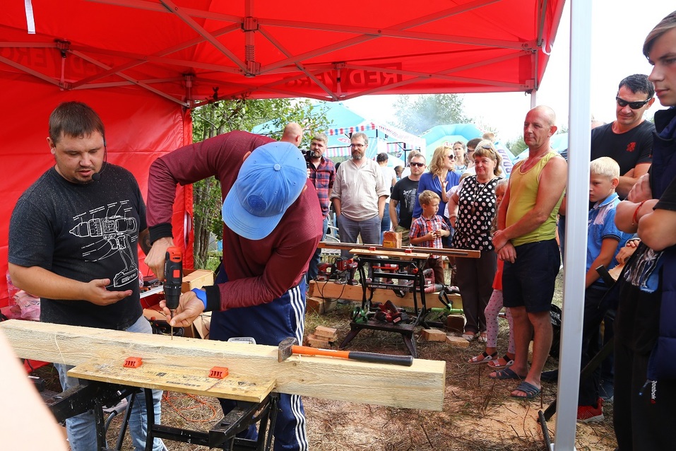 «Брутально, мужественно и красиво». Как лесорубы соревновались под Нижним Новгородом. ФOTO 15 «Брутально, мужественно и красиво». Как лесорубы соревновались под Нижним Новгородом. ФOTO 15