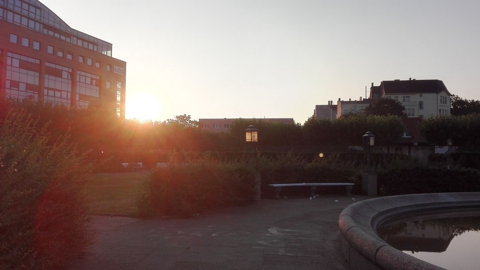 Рассвет над Ведомством по делам иностранцев Рассвет над Ведомством по делам иностранцев