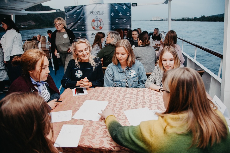 Красноярские HR-специалисты встретили начало делового сезона прогулкой по Енисею 3 Красноярские HR-специалисты встретили начало делового сезона прогулкой по Енисею 3