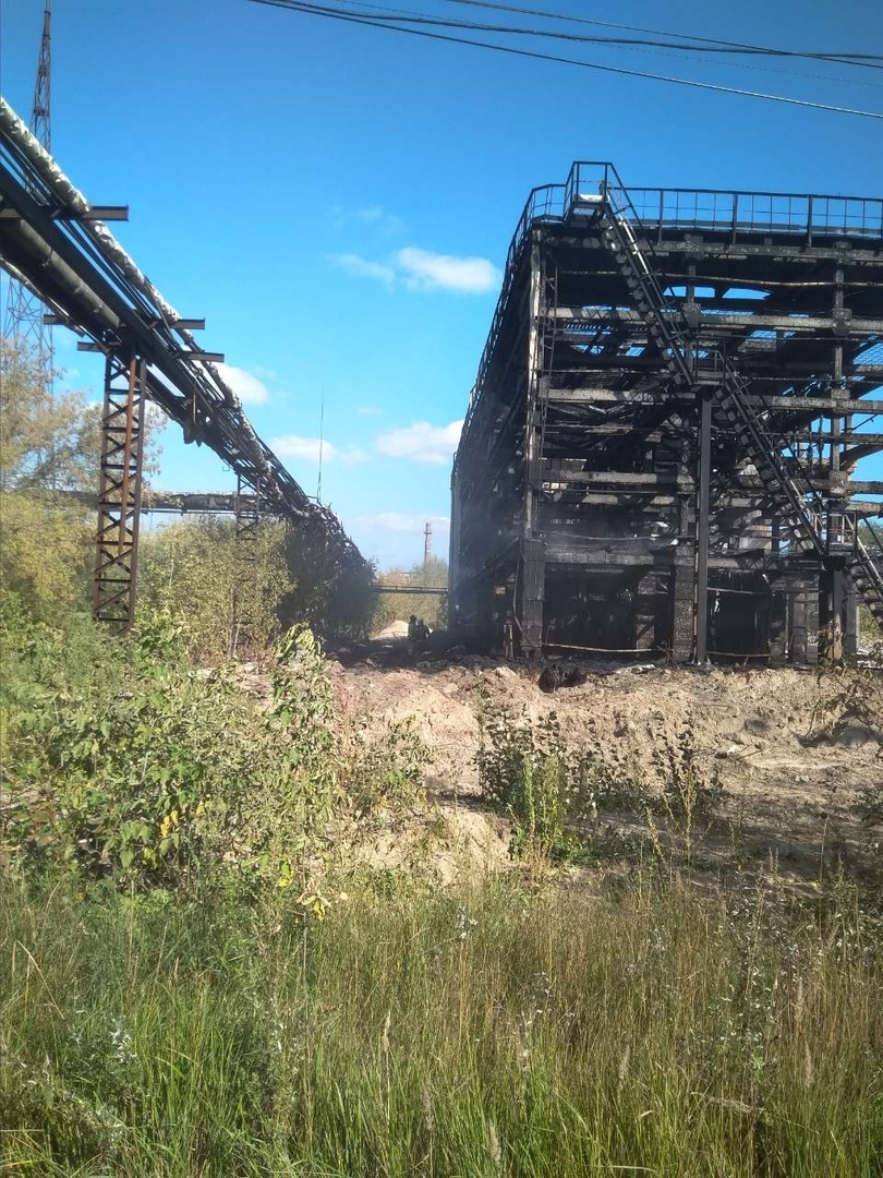 сгоревшее здание сгоревшее здание