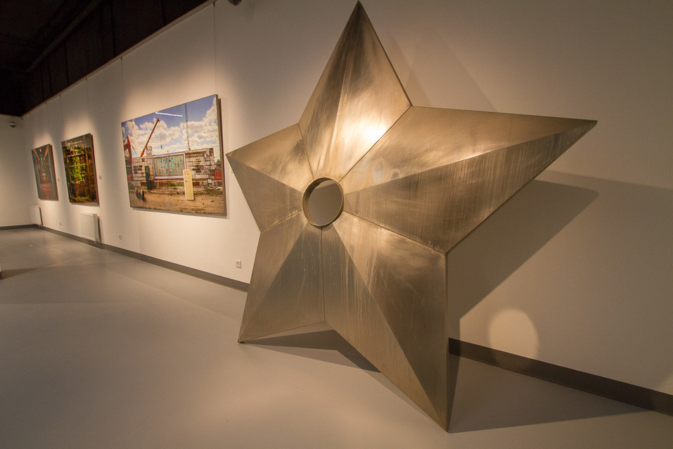 Выставка Саши Генциса Выставка Саши Генциса