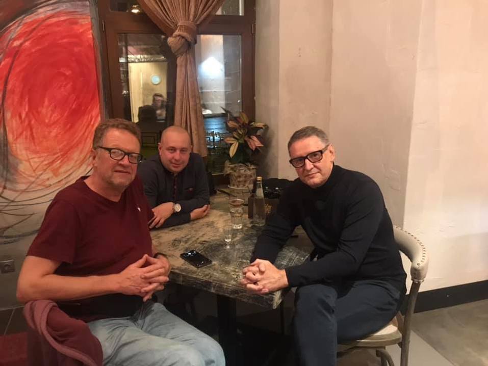 «В провинции рушатся средний бизнес и партнерские отношения. То же самое будет и в Москве» 1 «В провинции рушатся средний бизнес и партнерские отношения. То же самое будет и в Москве» 1