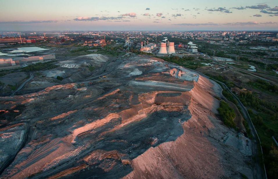 Аристов и Антипов не планируют убирать 16 млн тонн шлакоотвалов ЧЭМК за свой счёт 1 Аристов и Антипов не планируют убирать 16 млн тонн шлакоотвалов ЧЭМК за свой счёт 1